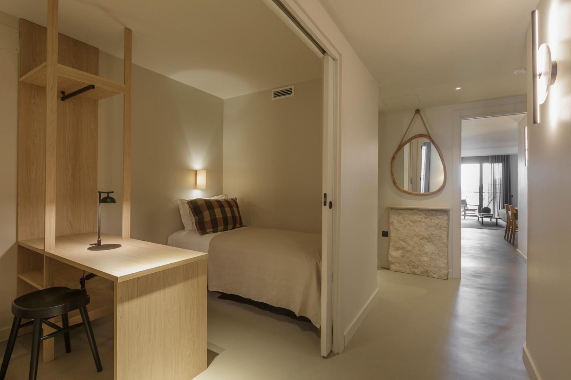 Apartment The Diagonal Sagrada By Sweett *