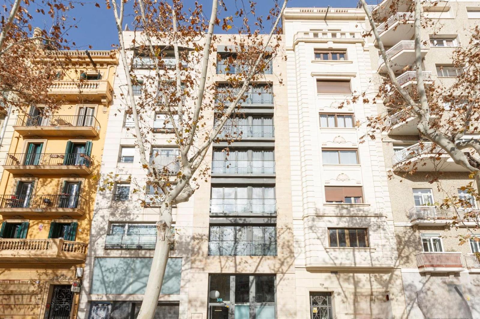 The Diagonal Sagrada By Sweett Apartment Barcelona
