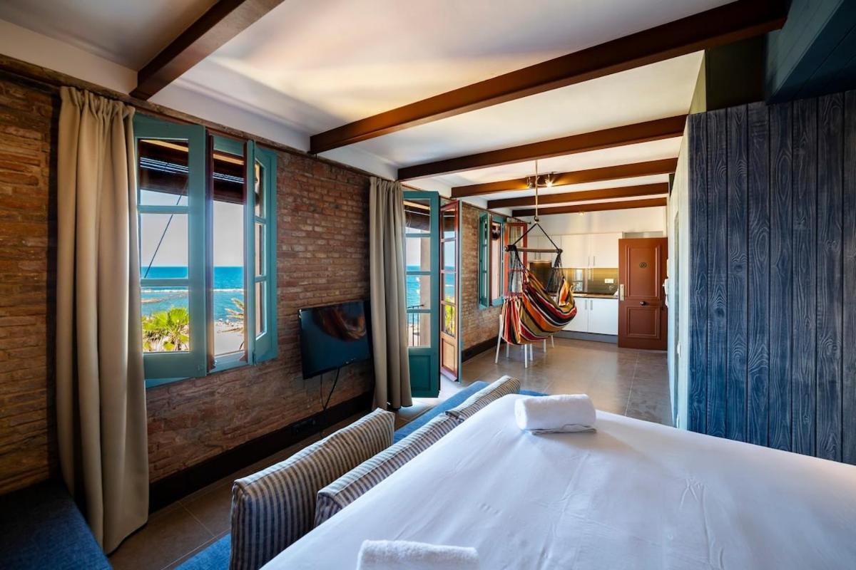 Flat In Sea Views