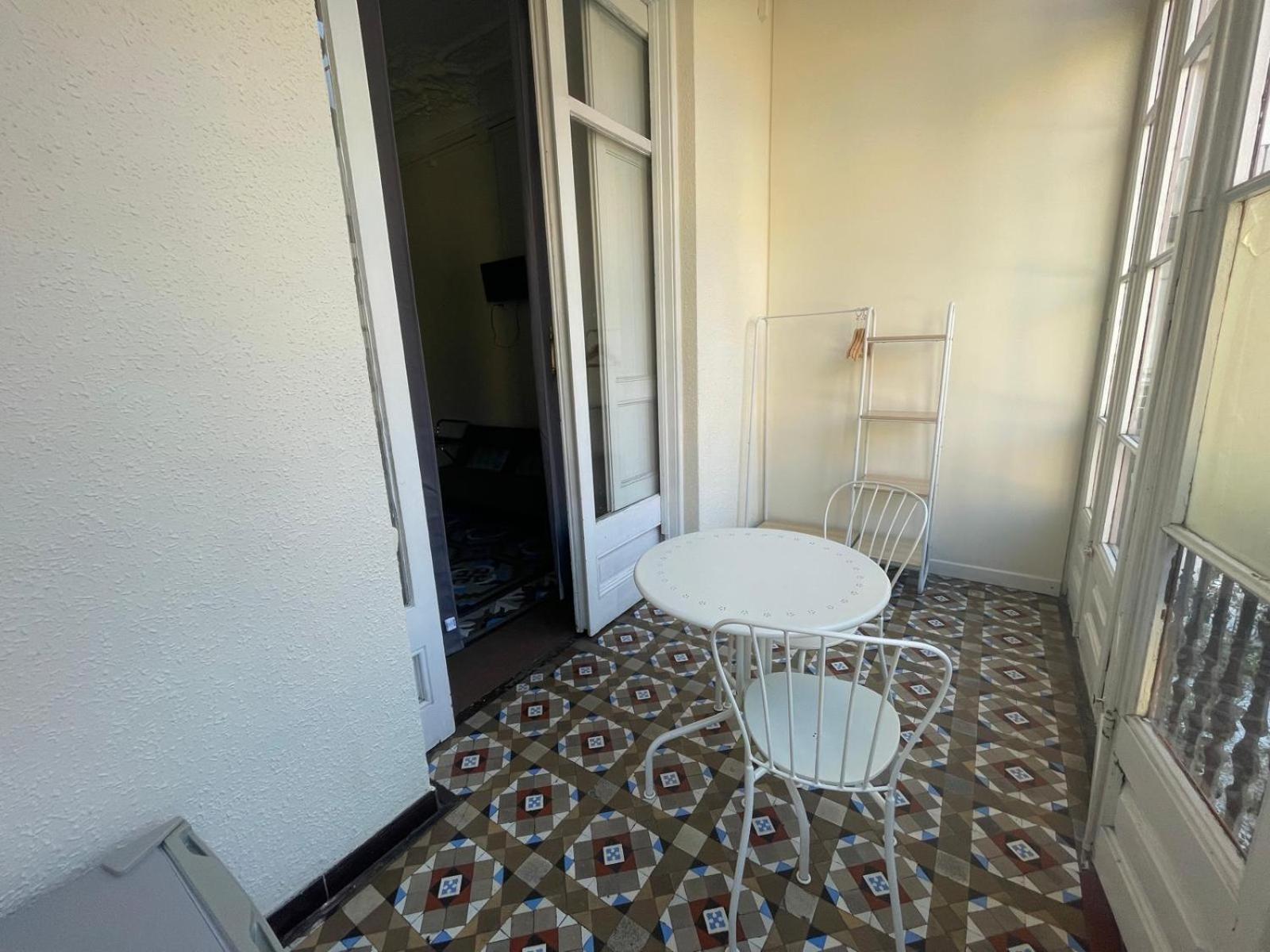 Balmes Centro Guest house 2*