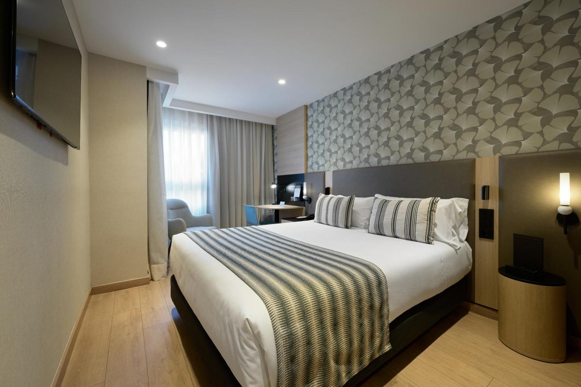Catalonia Park Gueell 3*