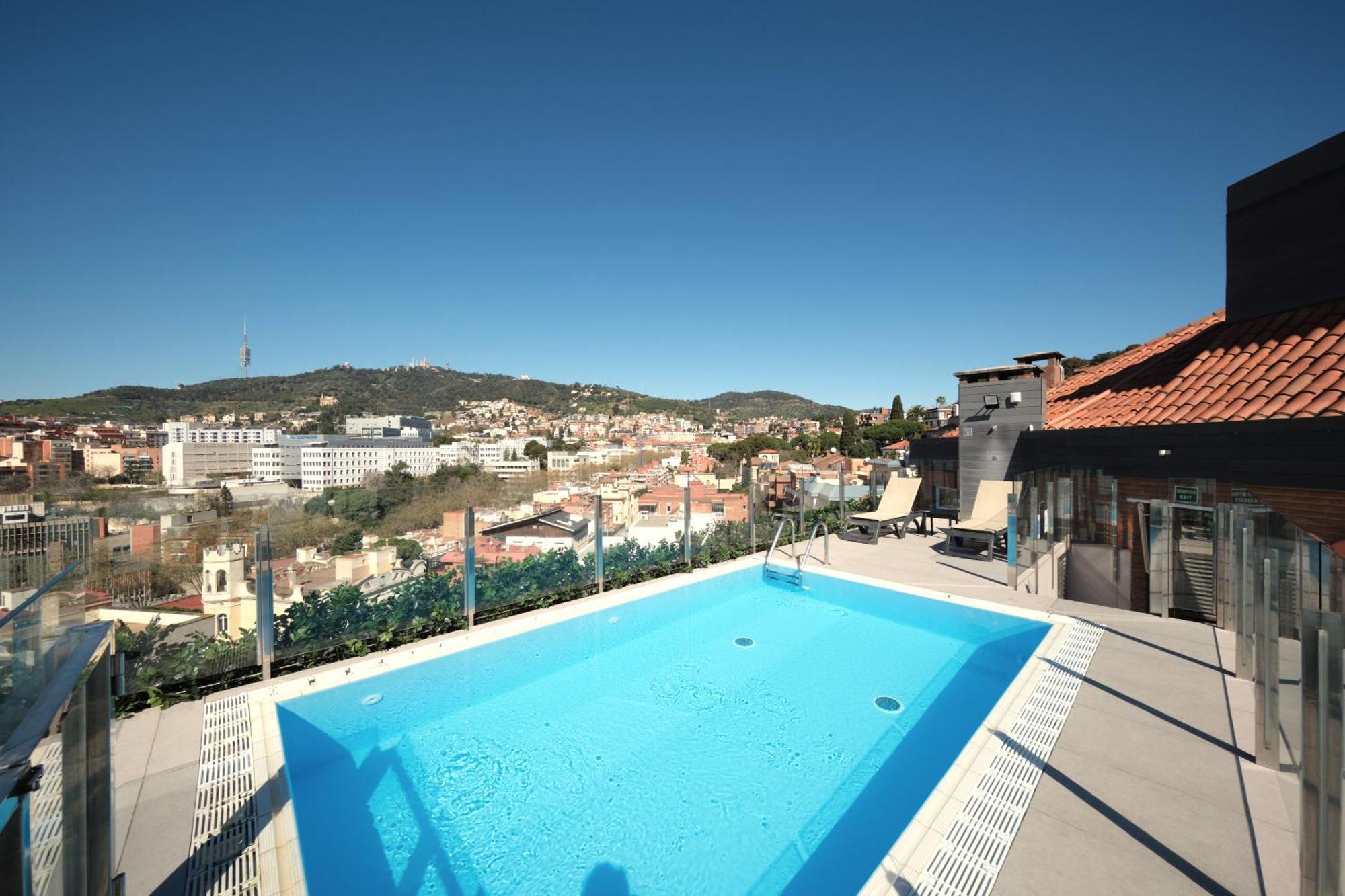 Hotel Catalonia Park Gueell 3*