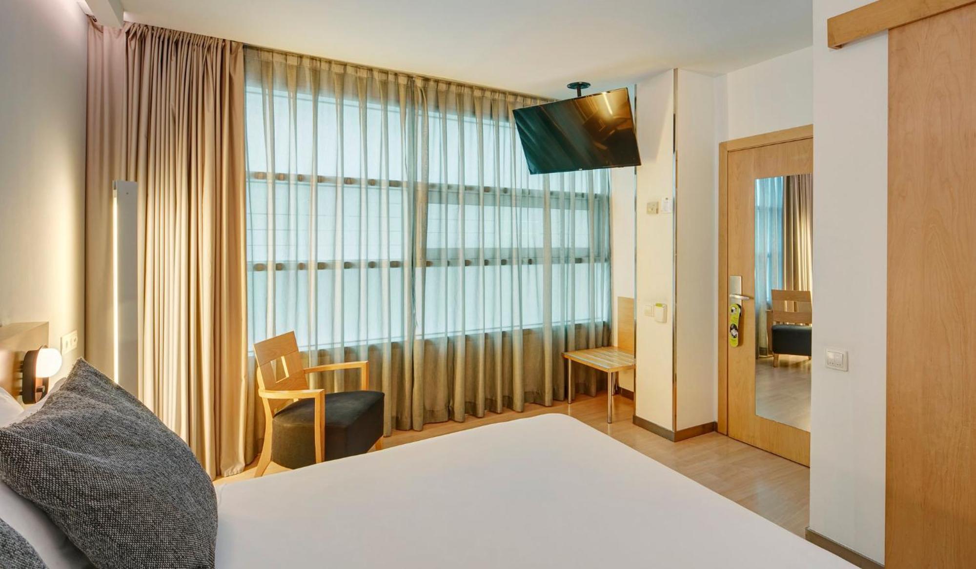 Sercotel Caspe Hotel 4*