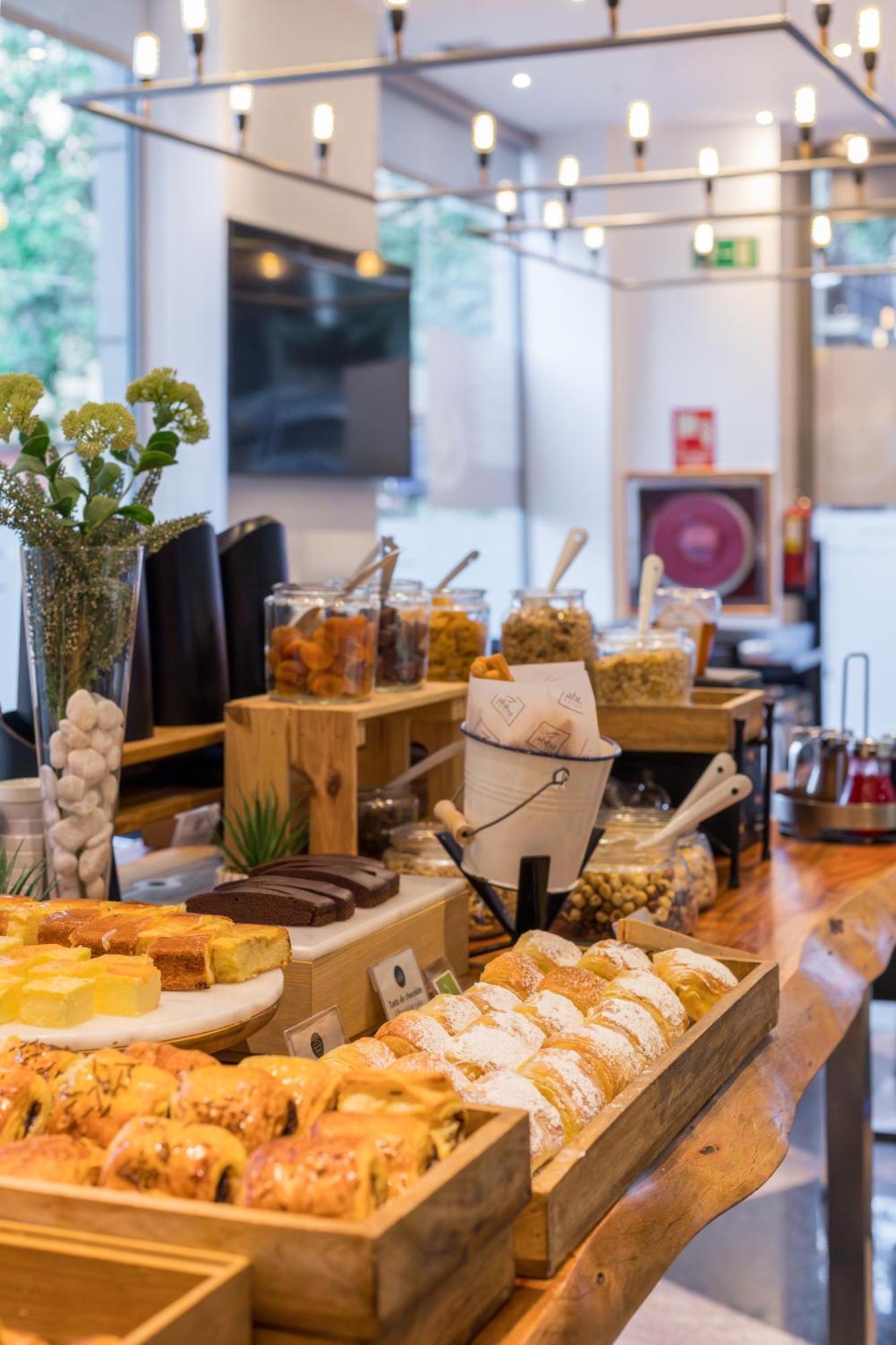 Hotel Abba Sants 4*
