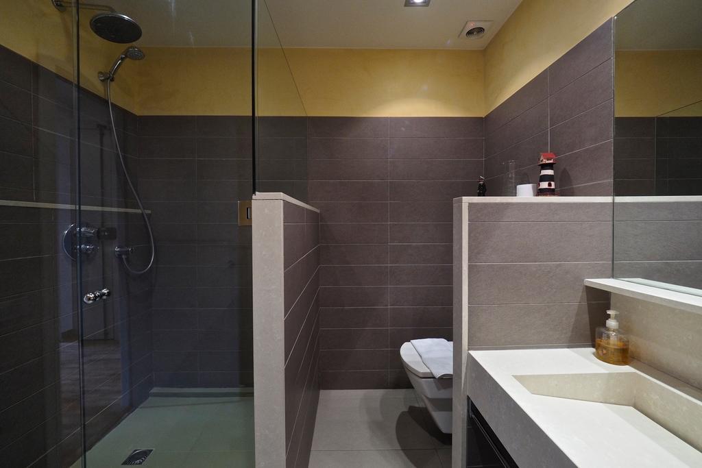 Apartment Gracia Terrace Design *