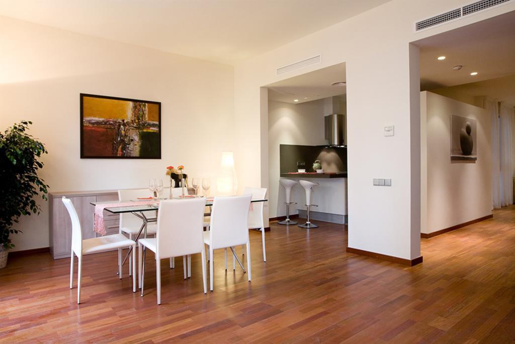 Lodging Apartments Rambla Catalunya - Miro Apartment Barcelona