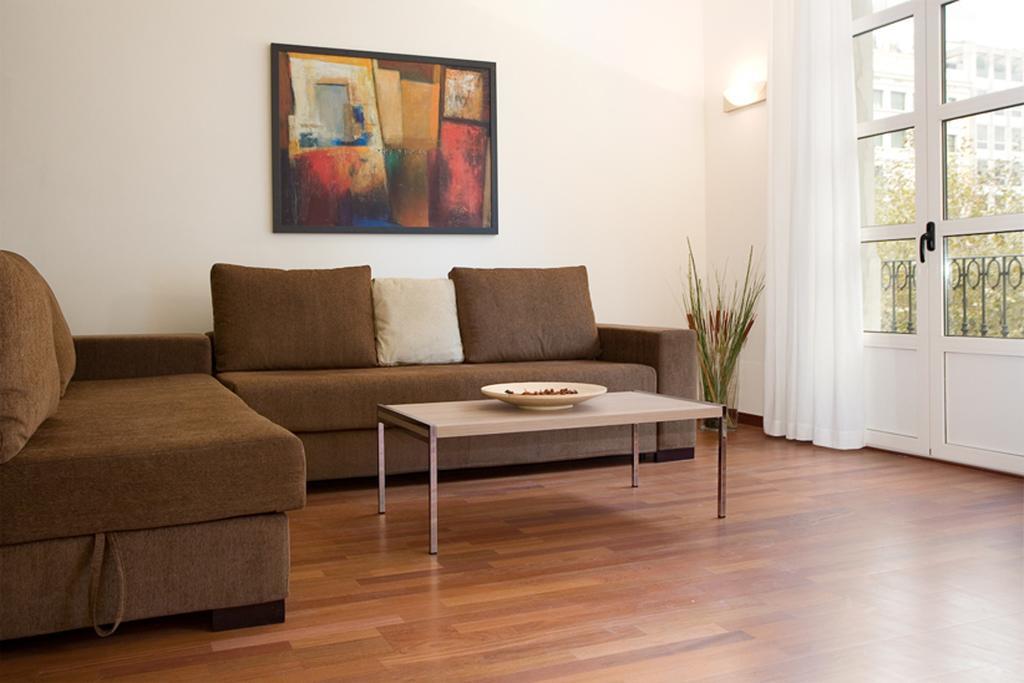 Lodging Apartments Rambla Catalunya - Miro Apartment *