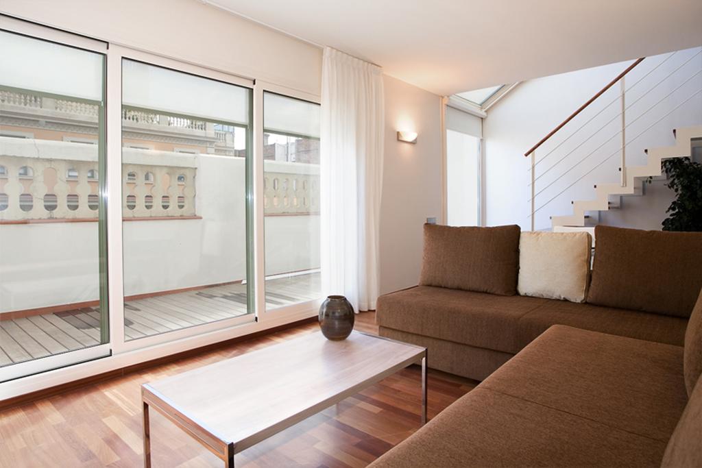 Lodging Apartments Rambla Catalunya - Miro Apartment