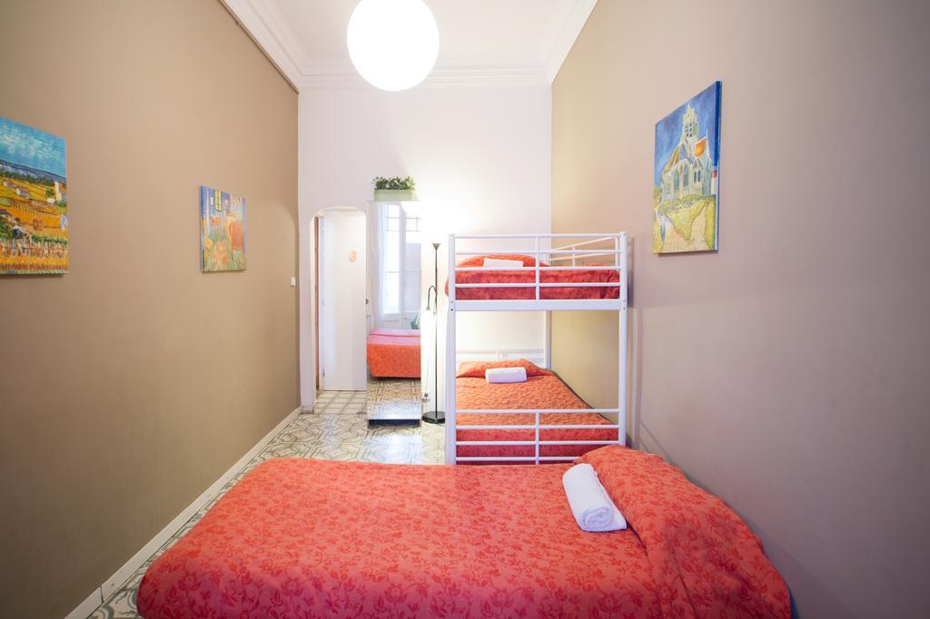 Apartment Diagonal *