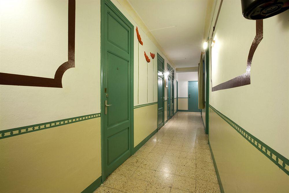 Guest house Que Tal 2*