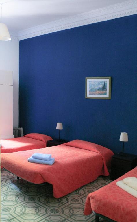 Diagonal Apartment