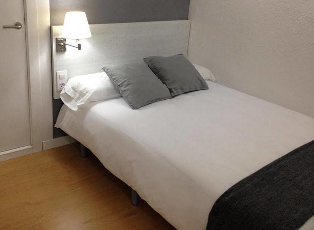 Hotel Hostalin Diputacion Barcelona