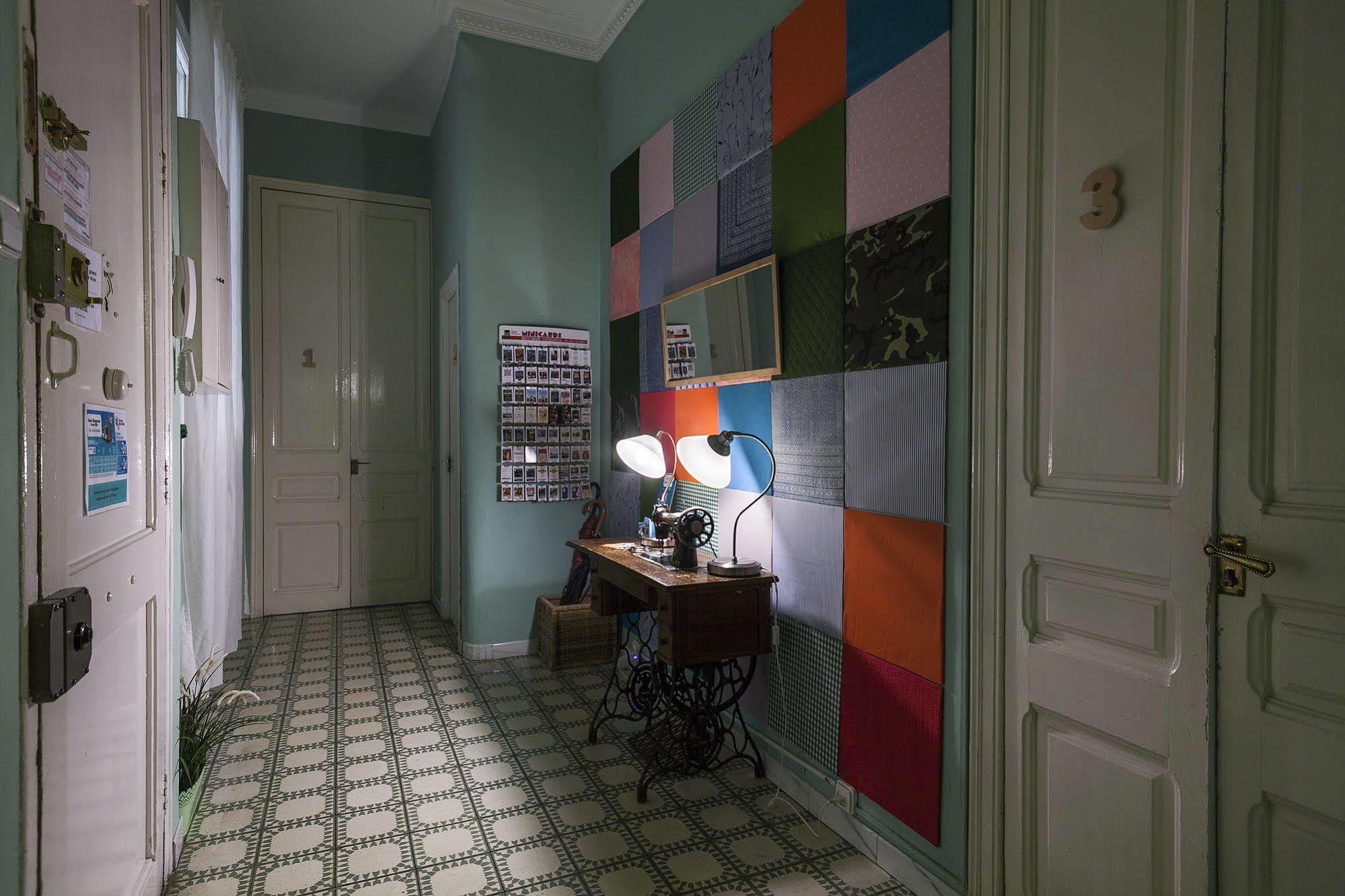 Diagonal Apartment