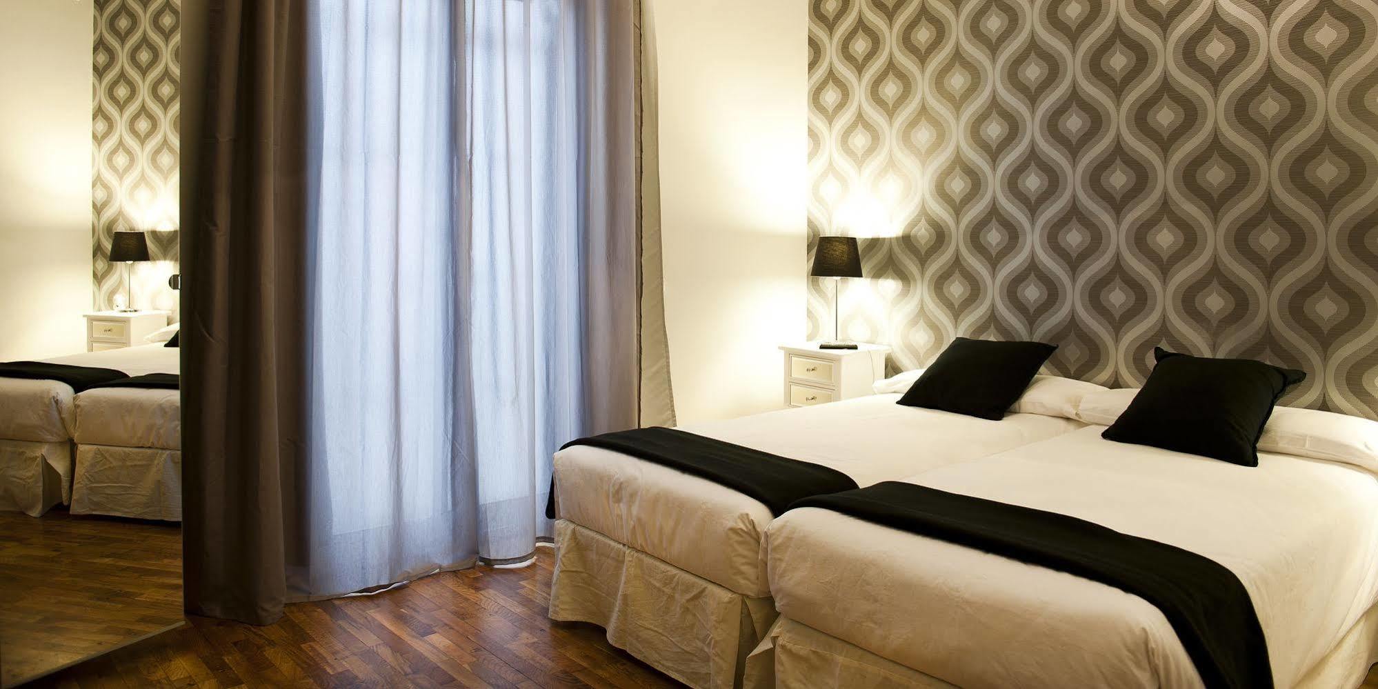 Hotel Super Balmes Barcelona