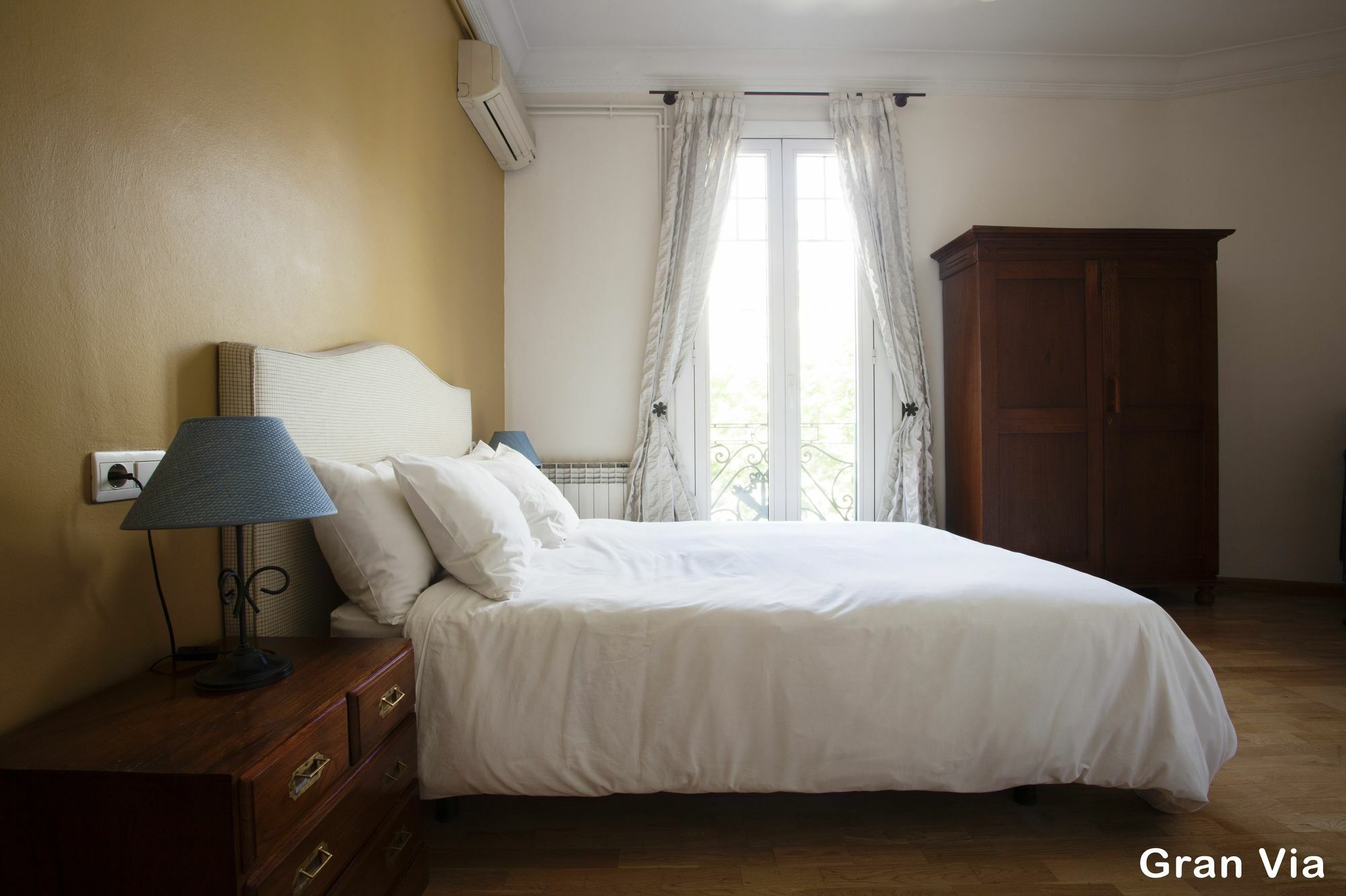 Appartement Espai Rocafort *