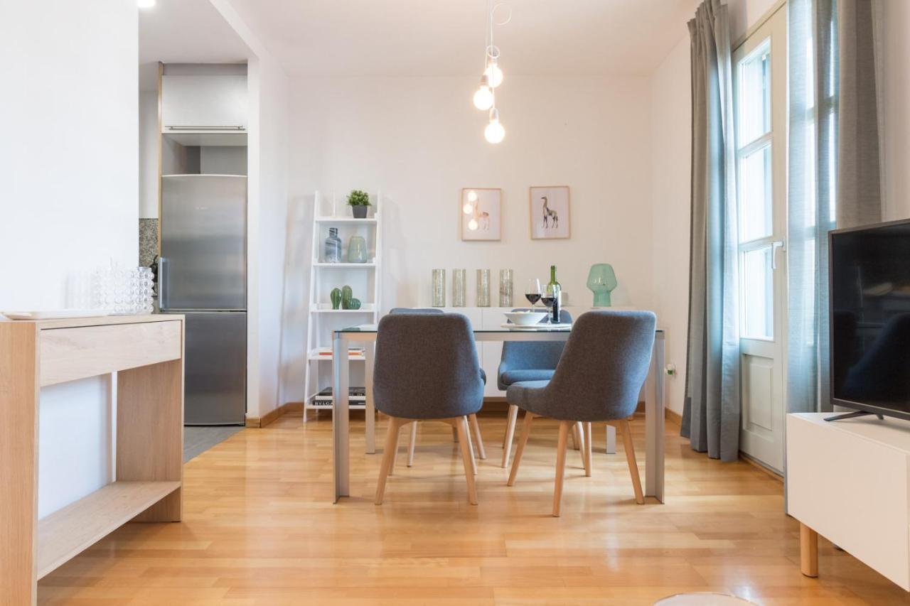 Appartement Sibs Bcn- Balmes- Romantic Citycentre Beautiful Barcelona