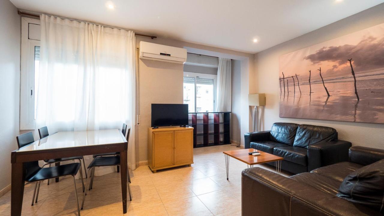 Ainb Diagonal Francesc Macia Apartment