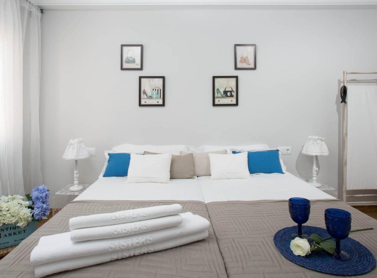 Two Sisters Apartment Barcelona