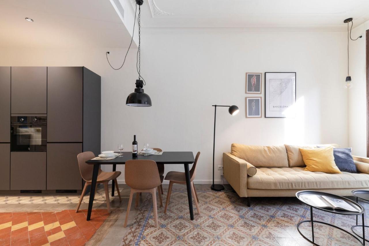 Ab Centric Universitat Appartement *