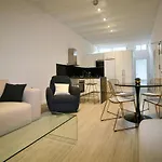 Luxurius Apartment For 4 People With Jacuzzi