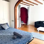 Nou De La Rambla 2
