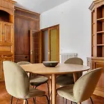 Blueground Galvany Balcony Furnished Bcn-127