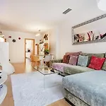 Pool Luxury 2 Bedrooms - 2 Terraces - Parking - Long Term