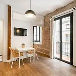 Cozy Apartment With Balcony Sqm