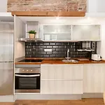Cozy Apartment With Balcony Sqm