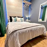 Cusy Apartment In The Gothic Quarter Of Barcelona