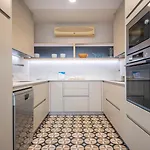 Atico Duplex Con Cinco Dormitorios