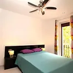 Modern Pad In A Great Old Barrio
