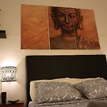 The 5 Room\'S House
