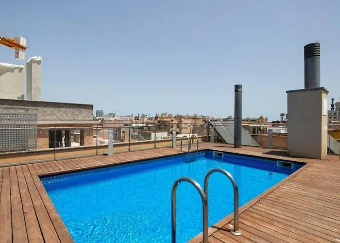 Near Ramblas Apartment 3 Room Flat Min 32 Days Parking Optional