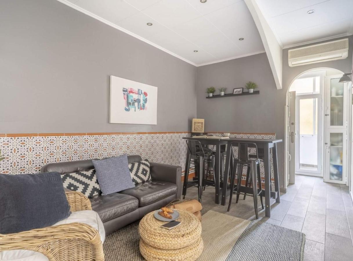 Apartment Margarit 4 Bedroom Barcelona