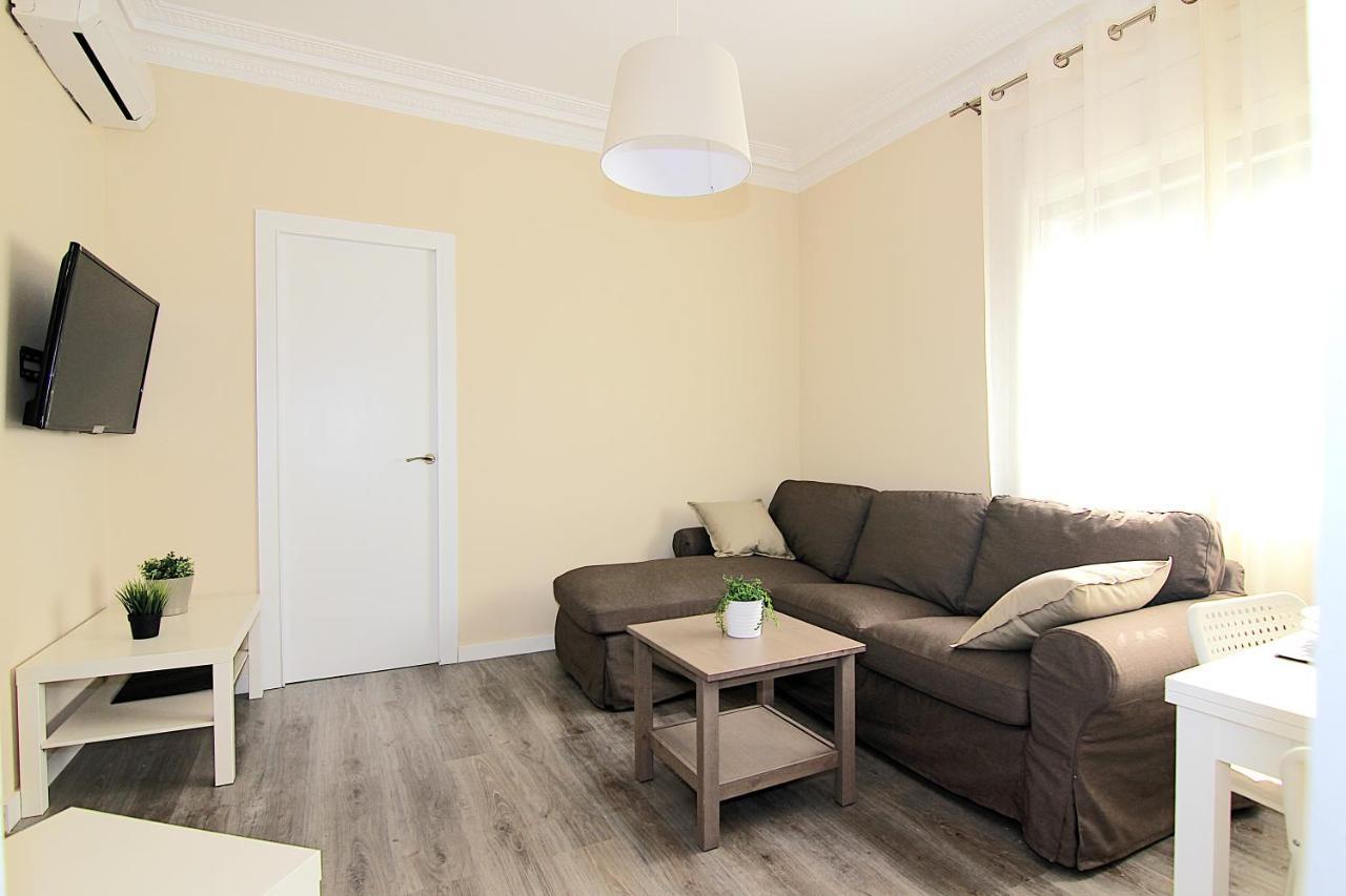Felip Ii - Spacious And Quiet & One With Private Terrace