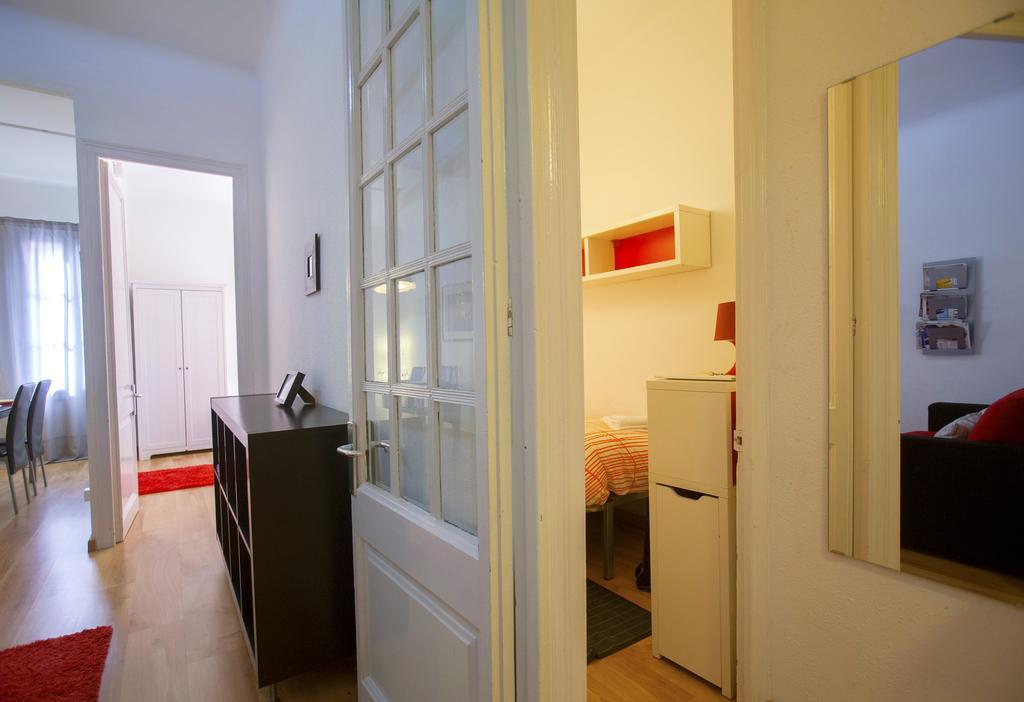 Gaudi Sagrada Familia Apartment Barcelona