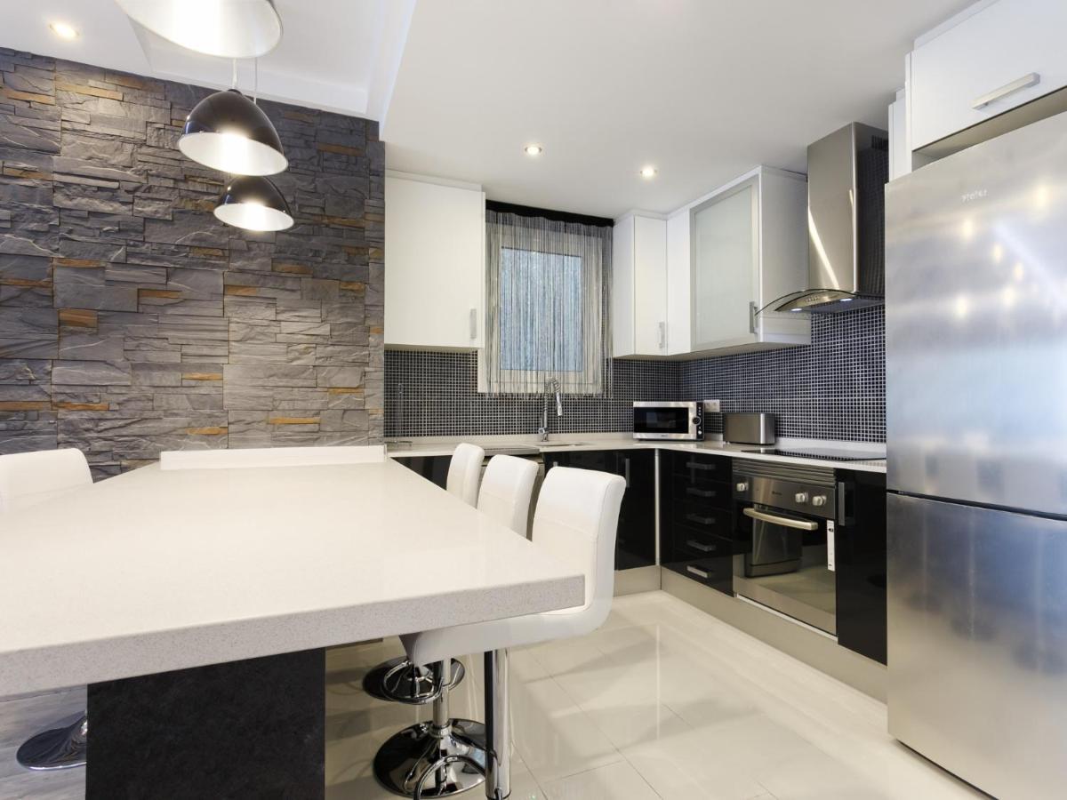 Beautiful In The Center Equipped For 7 Appartement