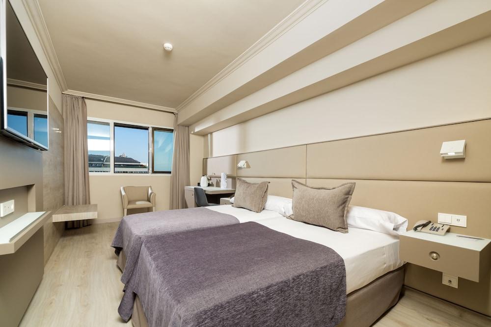 Salles Pere Iv Hotel Barcelona