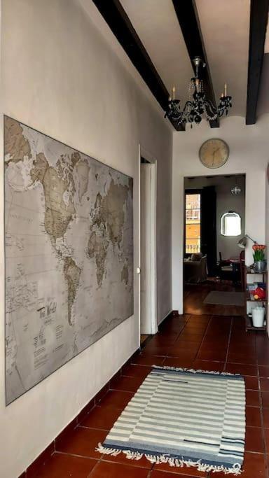 Small In Sants With Huge Terrace Barcelone