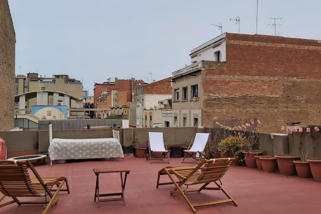 Séjour chez l'habitant Small In Sants With Huge Terrace