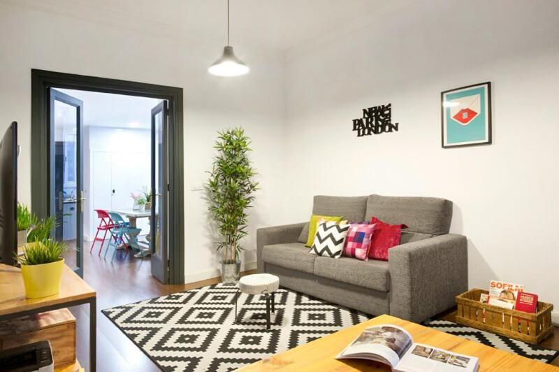 Traveller House 8 Bedroom * Barcelone
