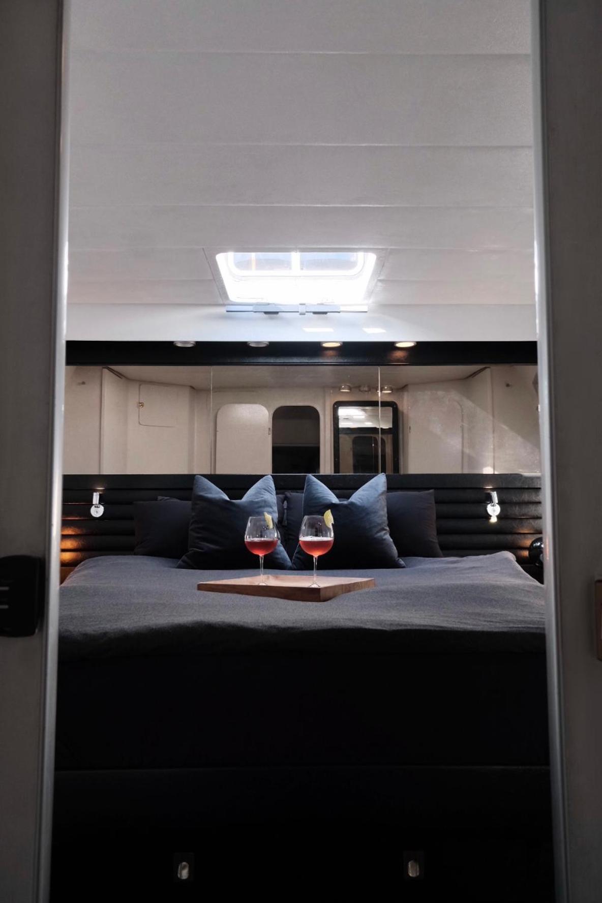 The Morgan Yacht Hotel en barco Barcelona