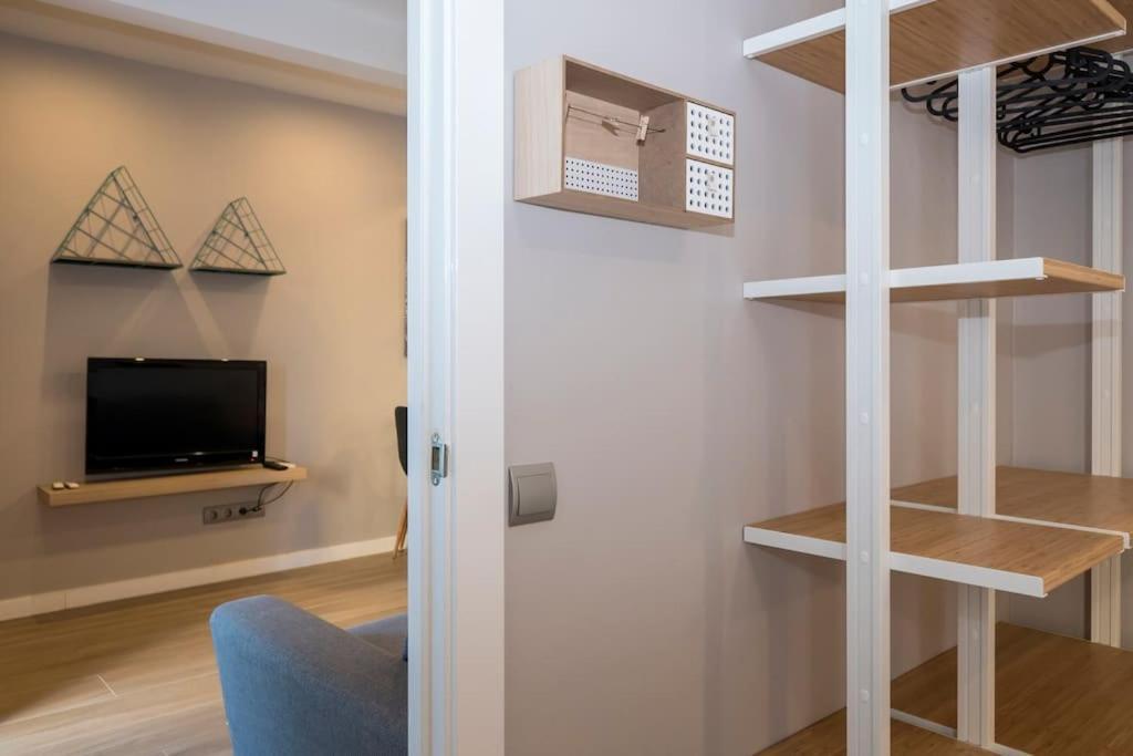 Apartment Bebarceloner Sant Andreu - 3 Bedrooms With Terrace *