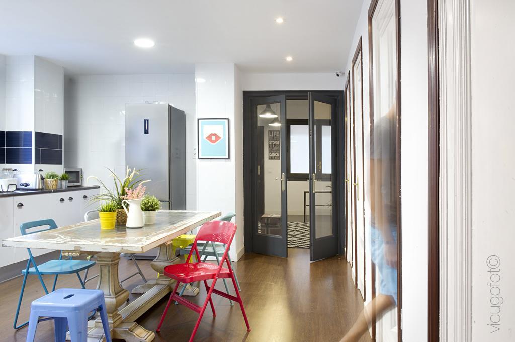 185m² 8 Slaapkamer, 4 Privé Badkamer In Eixample Appartement *