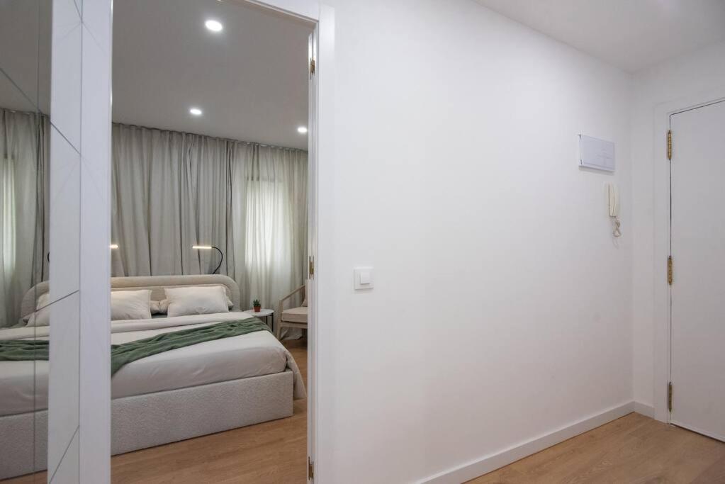 +25y Only, Family Flat Near The Apartment Barcelona