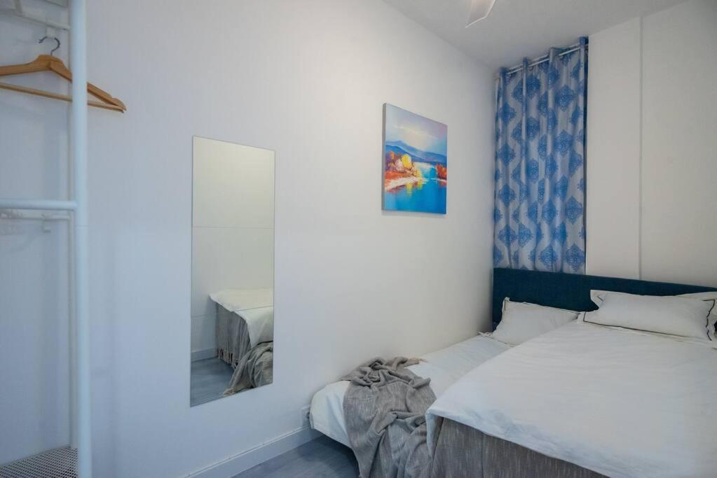 +25y Only, Family Flat Near The Apartment