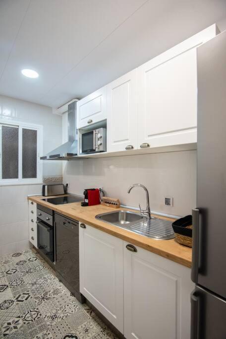 +25y Only, Family Flat Near The Barcelona