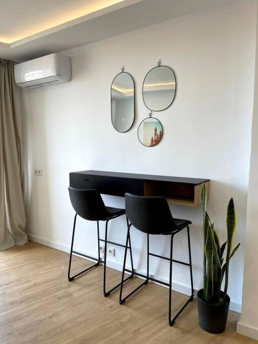 +25y Only, Family Flat Near The Apartment *