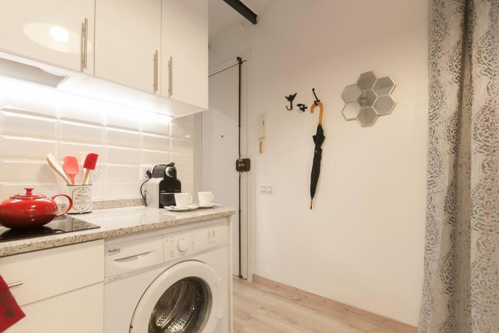 Benet Mercad Free Wi-fi Newly Renovate Apartment